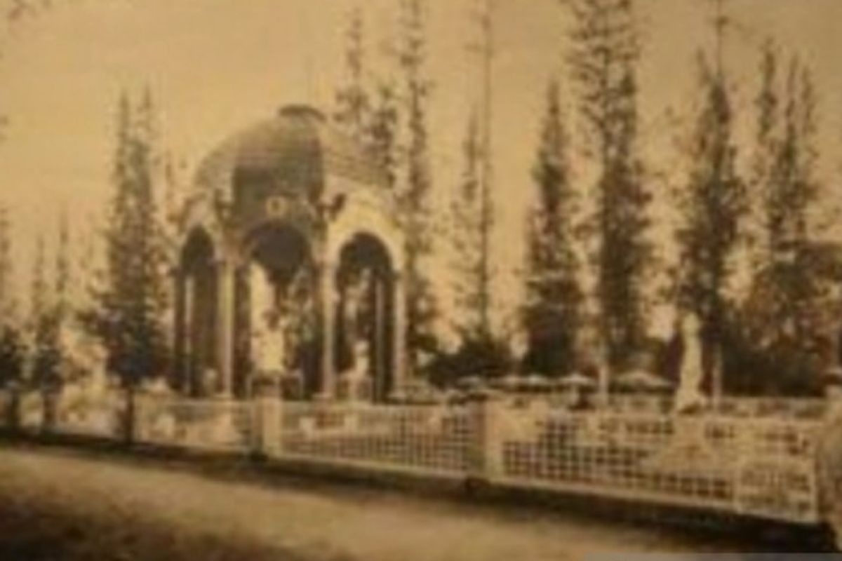 Petamburan Cemetery, Tanah Abang, Central Jakarta in the early 20th century