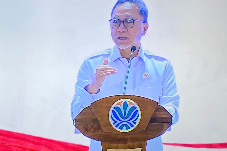 Zulhas Sebut Proyek WtE Hanya Selesaikan 20 Persen Sampah di Indonesia