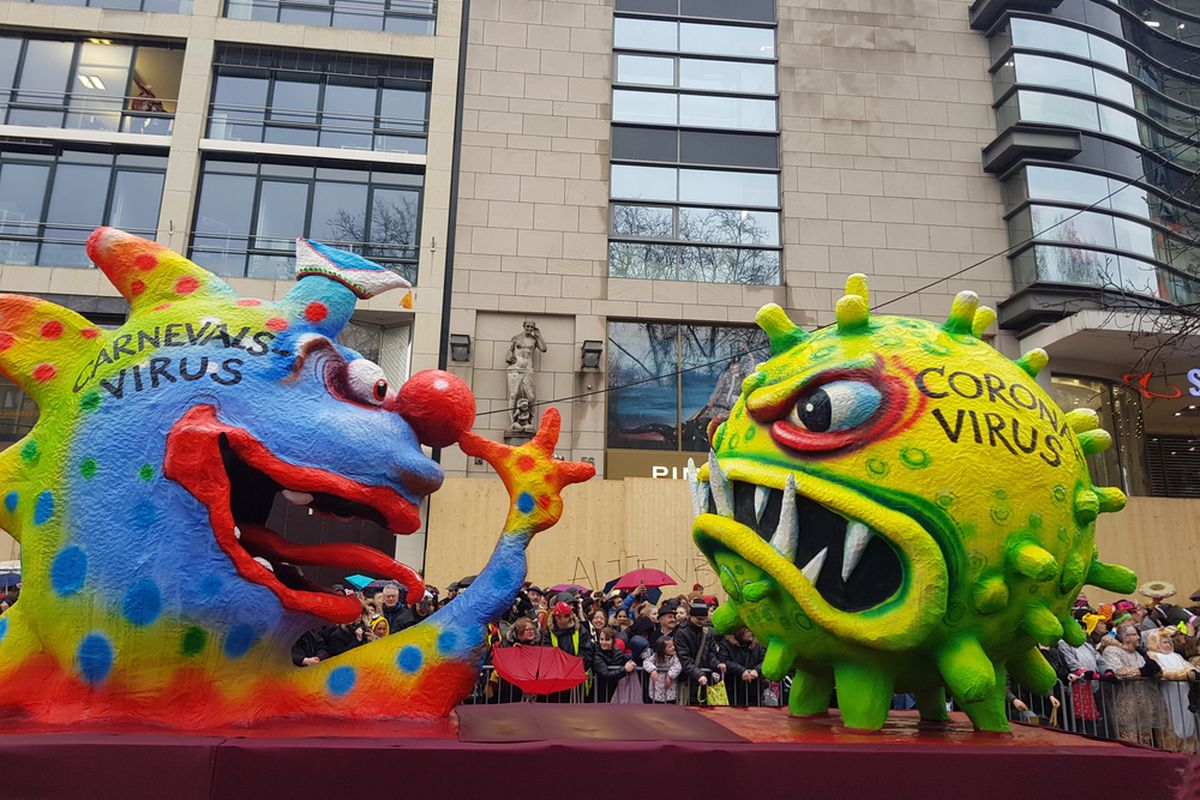 Pertunjukan di Parade Karnaval Dusseldorfer, Jerman, 24 Februari 2020.