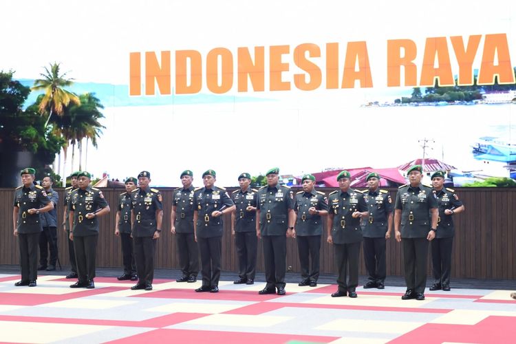 Sertijab 8 Jabatan Strategis TNI AD, Eks Ajudan Jokowi Letjen Mohammad Fadjar Jadi Pangkostrad