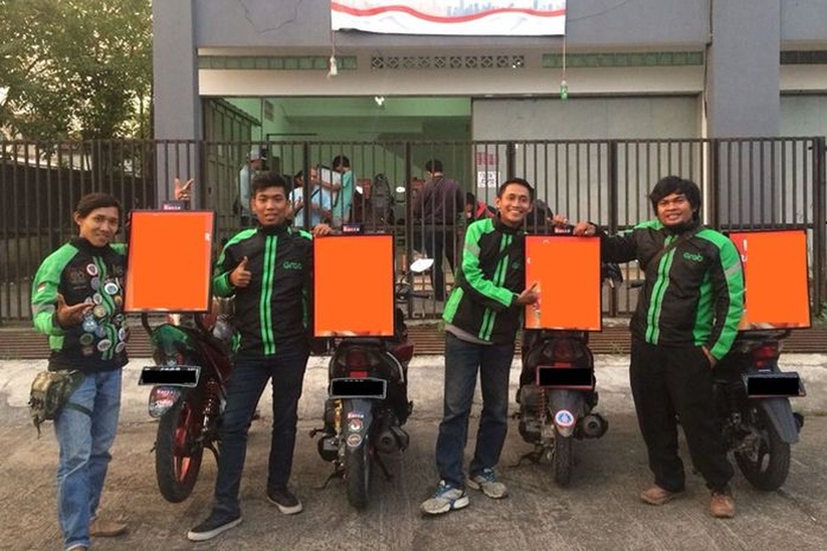 sandaran pada motor ojol