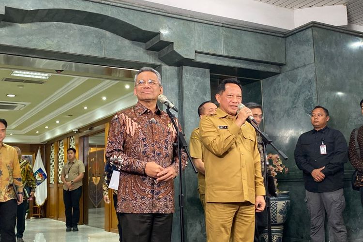 Mendagri Jamin Anggaran Rehabilitasi-Rekonstruksi Bencana Sumatera untuk 2027 Tersedia