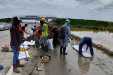 Antisipasi Banjir Susulan di Tol Caruban-Solo, PT JNK Pasang Tanggul Sementara