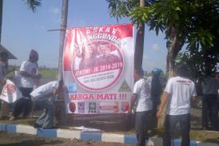 Persiapan menyambung Jokowi di Bandara Blimbingsari Banyuwangi Jumat (27/06/2014)