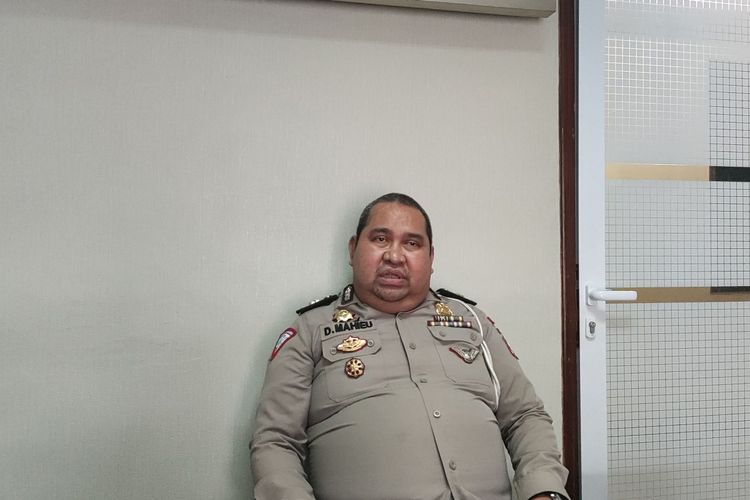 Iptu Denny Mahieu, penyintas teror bom Thamrin saat ditemui kompas.com di kantornya di kawasan Tebet, Jakarta Selatan, Rabu (13/1/2021) lain. 