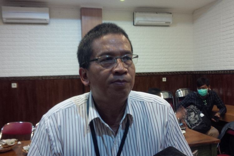 Rektor Universitas Sebelas Maret (UNS) Solo, Jamal Wiwoho di Solo, Jawa Tengah, Rabu (18/3/2020).