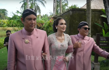 Kakak Luna Maya, Tipi Jabrik, Ungkap Kebahagiaan Ibunya di ...