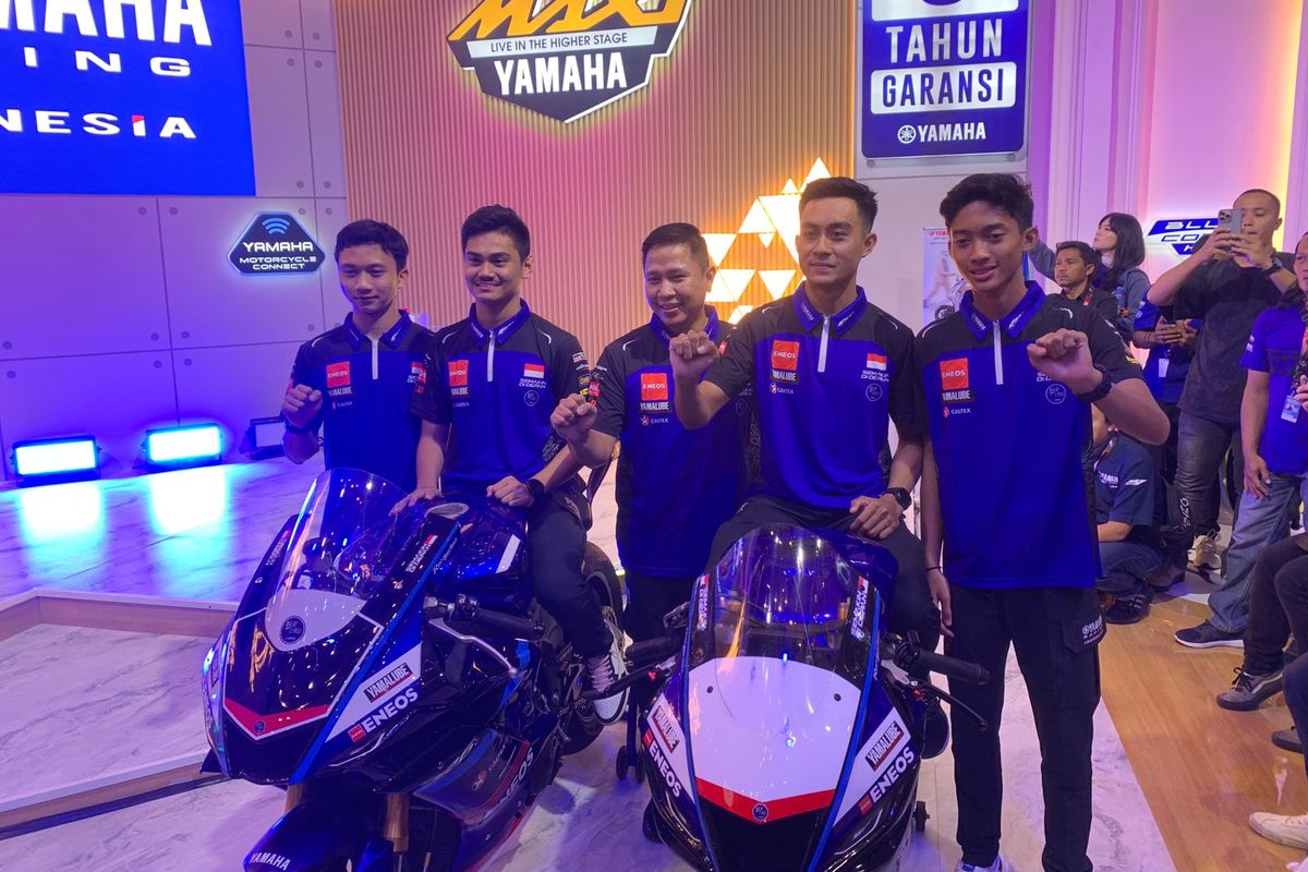 Yamaha mengumumkan 5 pebalap YRI ?Pejuang Semakin di Depan? di booth Yamaha pada event IIMS 2024.
