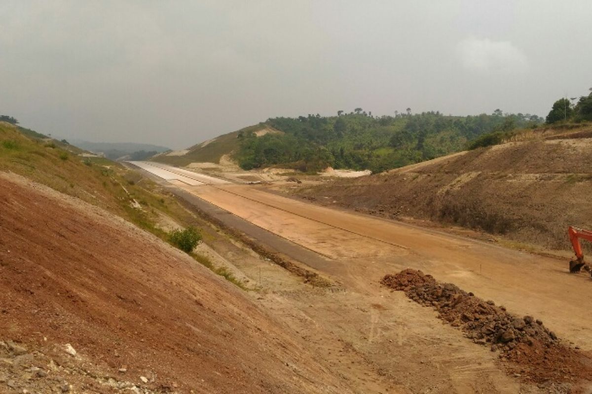 Seksi 1 Sidomulyo-Bakauheni yang merupakan bagian dari Ruas Tol Bakauheni-Terbanggi Besar di Lampung akan fungsional ketika lebaran nanti.