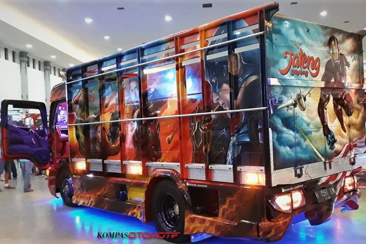 Modifikasi truk bertema Avengers di JTF 2018