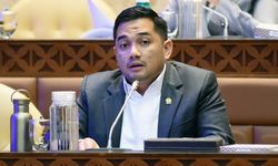 Komisi II DPR Dukung Kenaikan Honor Badan Ad Hoc Pemilu 2024, Ini Alasannya