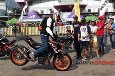 Sedot Ilmu ”Stunt Rider” Kelas Dunia