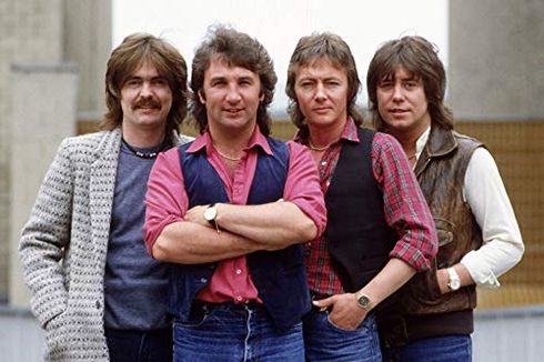 Lirik dan Chord Lagu Living Next Door To Alice - Smokie