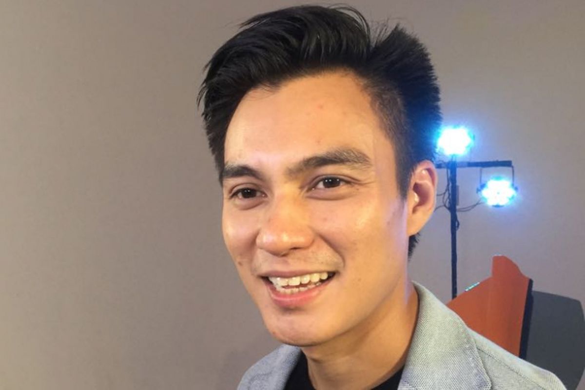 Baim Wong di sela kegiatan shooting klip video di Studio Gaharu, Cilandak Barat, Jakarta Selatan, Minggu (13/8/2017) malam.