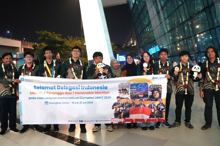 4 Siswa SMA Indonesia Raih Medali Perunggu di International Mathematical Olympiad 2026