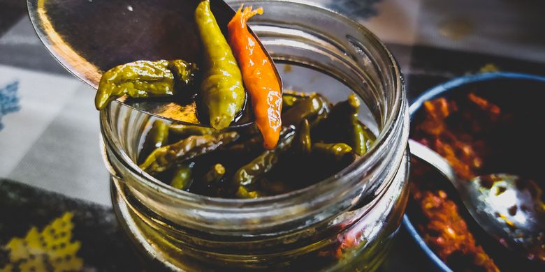 Resep Acar Cabai Rawit, Rasanya Segar Pedas Asam - Vimarsana News