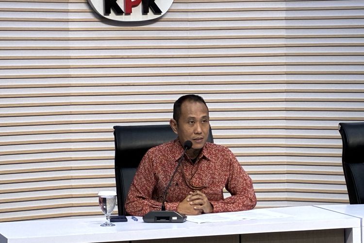 KPK Tahan Tiga Tersangka Kasus Korupsi Digitalisasi SPBU BUMN
