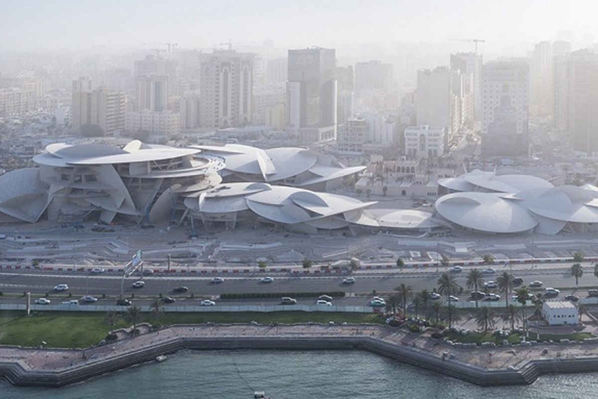 National Museum of Qatar di Doha yang dirancang oleh arsitek Perancis Jean Nouvel. 