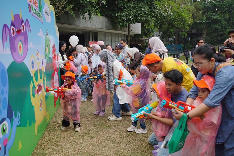Tips Orangtua Mengembangkan Kecerdasan Emosional dan Sosial Anak