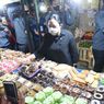 Kunjungi Pasar Tradisional di Surabaya, Puan Maharani Beli Cabai, Tomat hingga Tas