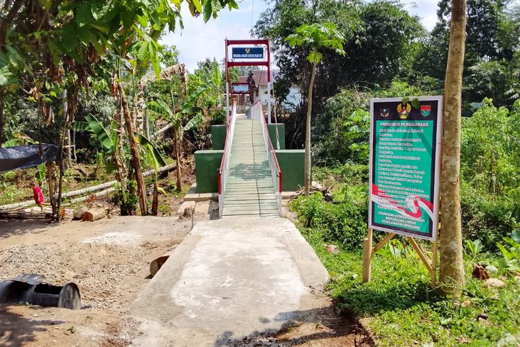 Jembatan Perintis Garuda Selesai Dibangun, Warga Pekon Sidomulyo Ucapkan Terima Kasih kepada Presiden RI