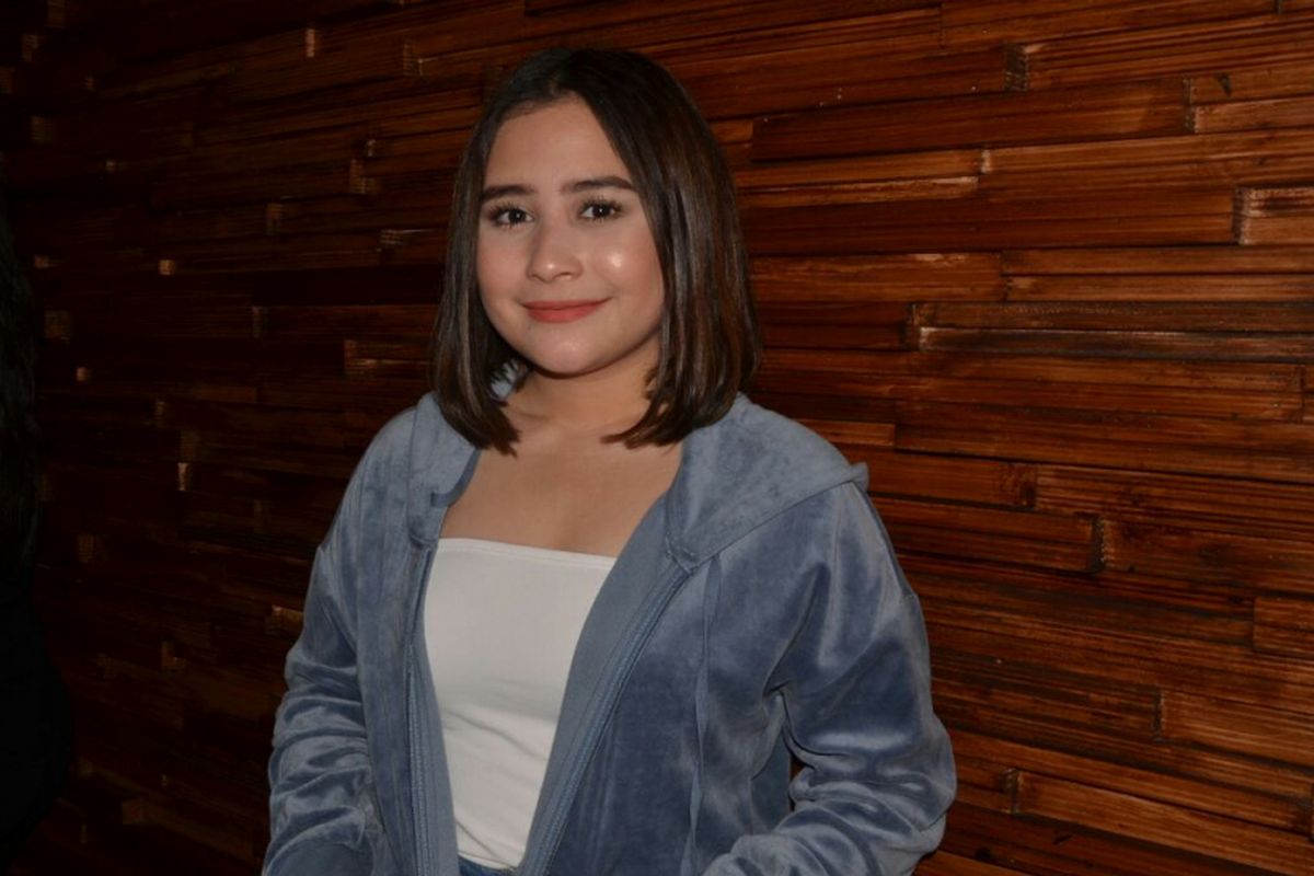 Prilly Latuconsina ditemui pada jumpa pers peluncuran poster dan trailer Danur 2: Maddah, di MD Place, Setia Budi, Jakarta Selatan, Selasa (6/2/2018).