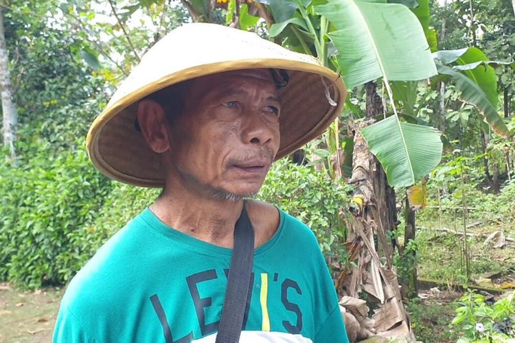 Sadiman pemain sekaligus penjaga malam saat pengambilan gambar KKN di Desa Penari di Ngleri, Playen, Gunungkidul