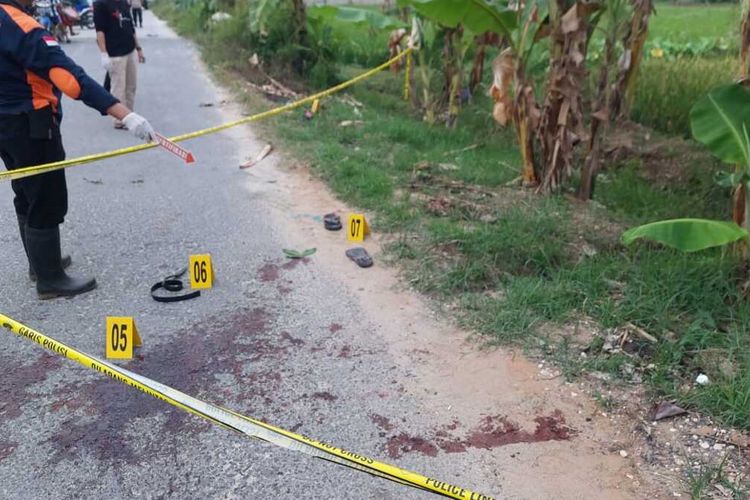 Tawuran antar dua kelompok pemuda bersenjatakan celurit di Jalan Sukolilo - Prawoto, Desa Prawoto, Kecamatan Sukolilo, Kabupaten Pati, Jawa Tengah menewaskan seorang remaja pria, Sabtu (07/06/2024) dini hari.