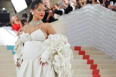 Rihanna Jadikan Billie Eilish sebagai Kolaborator Impiannya