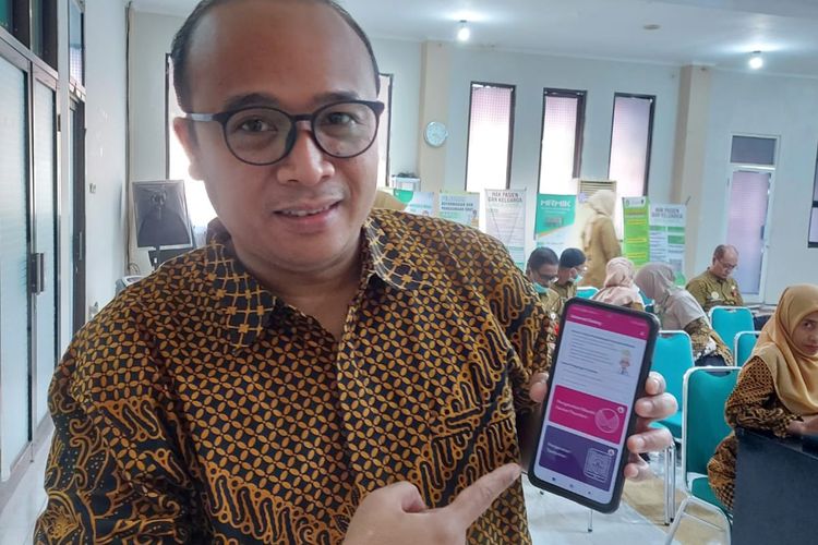 Dokter Spesialis Bedah Onkologi RSUD dr. Haryoto Lumajang dr. Aji Febriakhano, Kamis (19/12/2024)