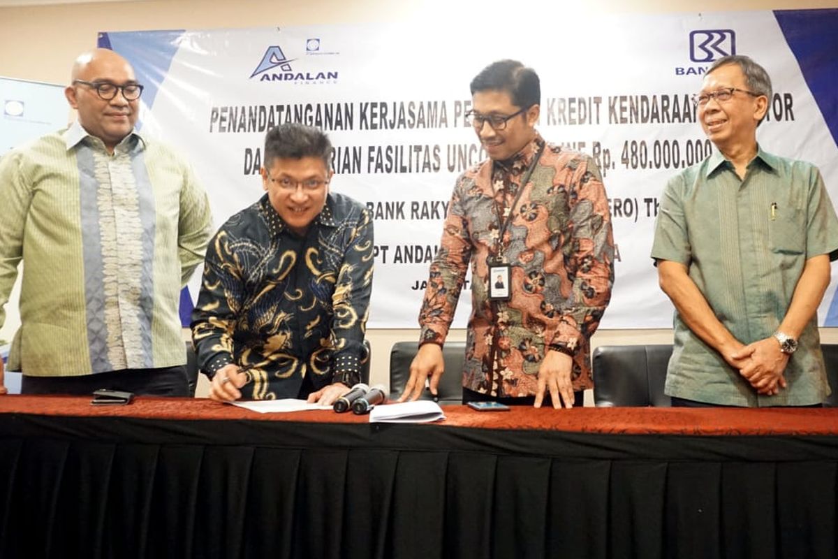 Penandatanganan kerja sama Andalan Finance dengan PT Bank Rakyat Indonesia (Persero) Tbk di Jakarta. 