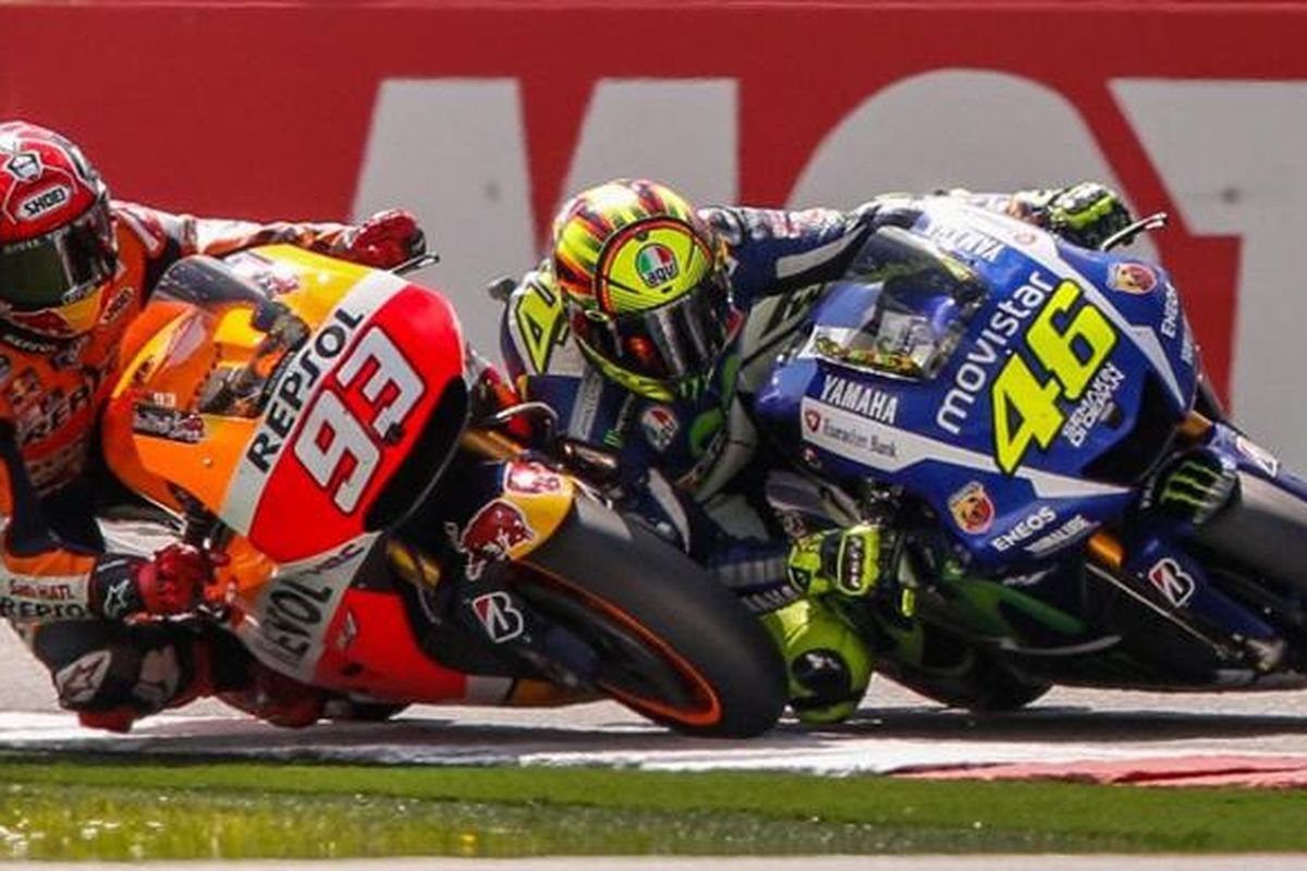 Persaingan Rossi dan Marquez.