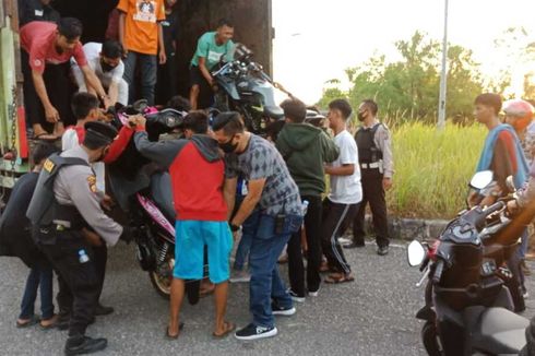 32 Motor Balap Liar di Riau Diangkut Polisi Menggunakan Truk