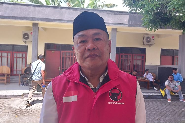 Saksi PDIP di Sumbawa, Ridwan Amor, saat ditemui di sela rekapitulasi tingkat kabupaten Rabu (28/2/2024).