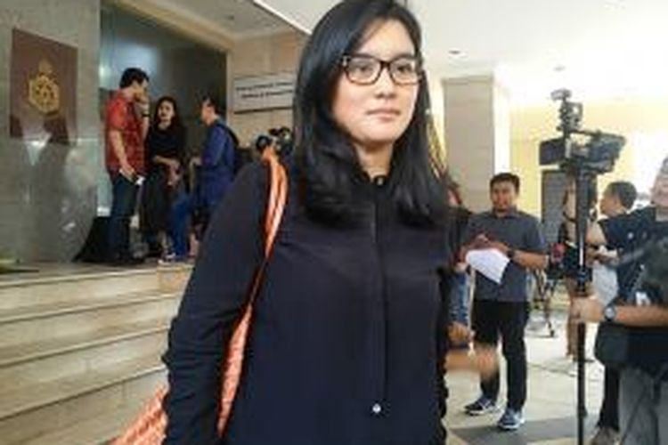 Marcella Zalianty menjadi anggota Satuan Tugas (Satgas) Anti Pembajakan di bidang edukasi publik, yang baru dibentuk Badan Ekonomi Kreatif (Bekraf), berkunjung ke Bareskrim Mabes Polri, Jakarta Selatan, Jumat (18/9/2015). Kunjungan ini merupakan bagian dari koordinasi antara Bekraf dengan Bareskrim untuk menindaklanjuti aduan pembajakan bidang musik dan film.