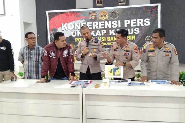 Satreskrim Polres Muba melakukan gelar perkara terkait kasus penembakan Muhammad Idris (39) yang merupakan Kepala Desa (Kades) Bayat Ilir, Kecamatan Bayung Lencir. Dari hasil penyelidikan petugas mendapatkan 20 butir peluru serta satu senjata api rakitan milik korban.