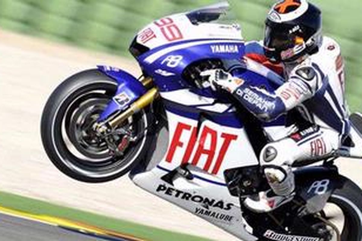 Jorge Lorenzo, juara dunia MotoGP 2010. Kubunya tidak mengalami perubahan untuk musim 2011.