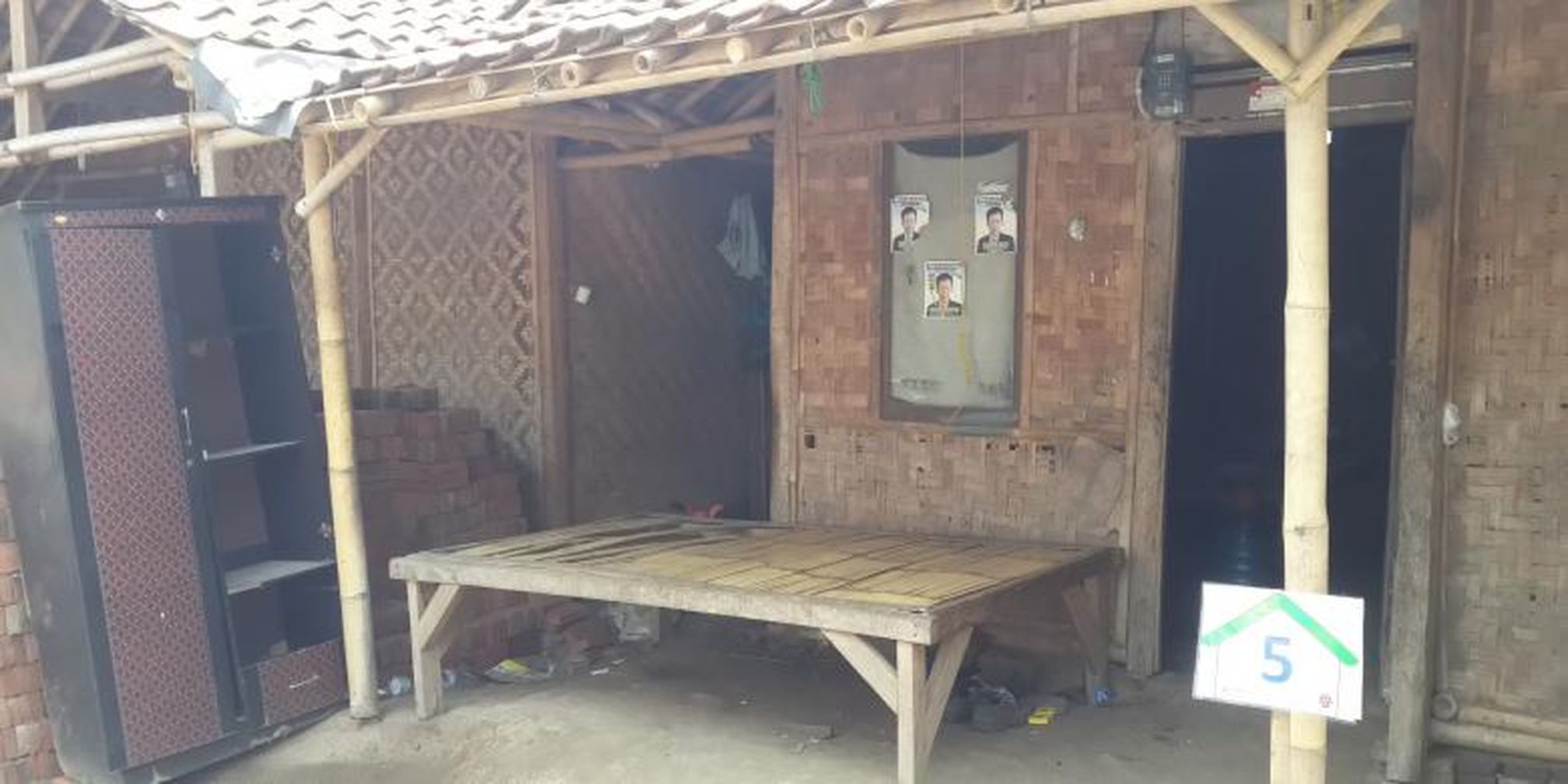 85 Gambar Rumah Gubuk Bambu Gratis Terbaik