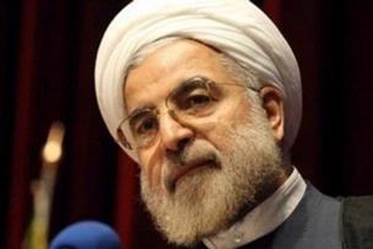Hassan Rohani adalah perunding masalah nuklir Iran di masa pemerintahan Presiden Mohammad Khatami. Nama Rohani kemungkinan besar akan dicoret dari daftar kandidat presiden yang akan berlaga dalam pemilihan presiden 14 Juni mendatang karena dianggap mengungkap rahasia nuklir Iran.