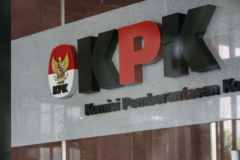 Jokowi Perpanjang Masa Jabatan Pimpinan dan Dewas KPK hingga 2024