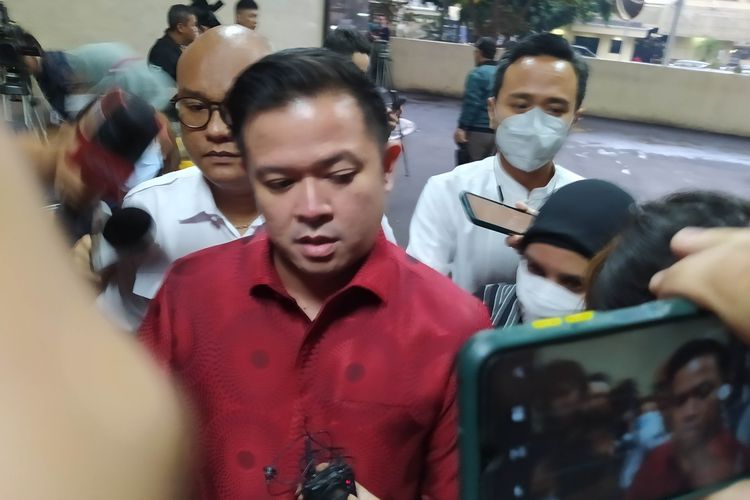 Pengacara Bharada E, Andreas Nahot Silitonga, saat ditemui wartawan di gedung Bareskrim Polri, Jakarta Selatan, Kamis (4/8/2022). 