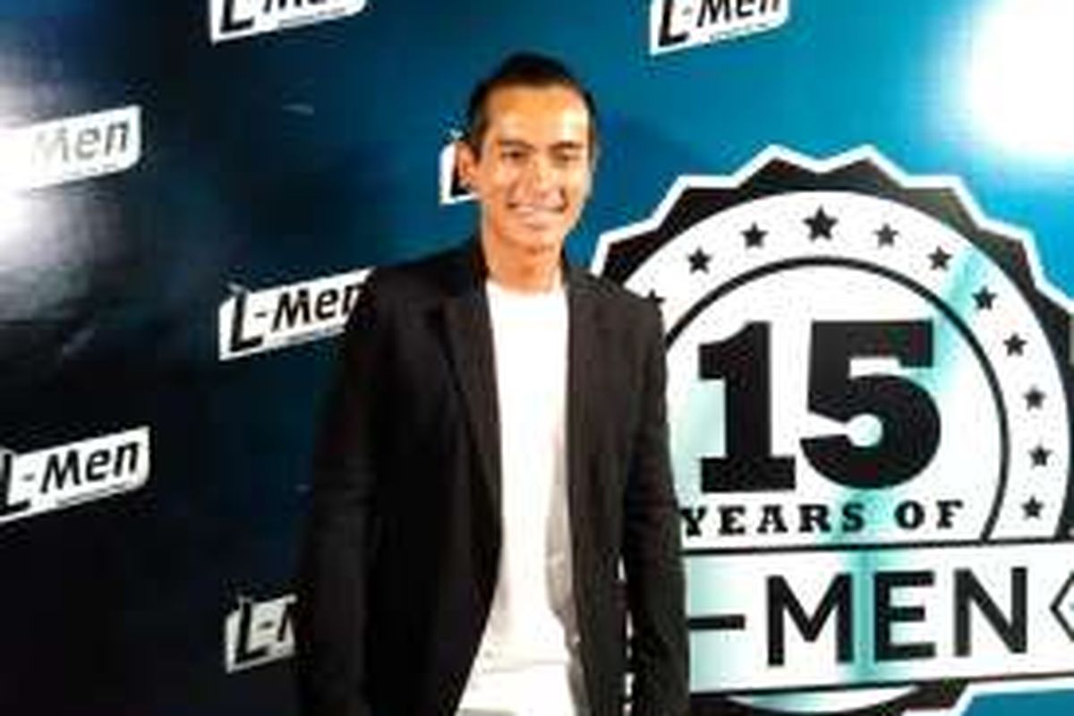 Pemenang kontes L-Men of the Year 2010, Rikas Harsa