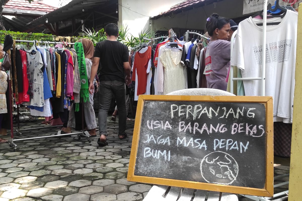 Suasana kegiatan di Ruang Solidaritas Joli Jolan yang tertelak di sebuah rumah di Jalan Siwalan Nomor 1, Kerten, Kecamatan Laweyan, Kota Solo, Sabtu (25/5/2024).