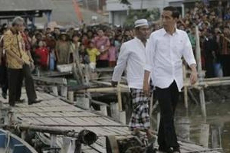Presiden Joko Widodo ketika blusukan di kampung nelayan di Tambak Lorok Semarang.