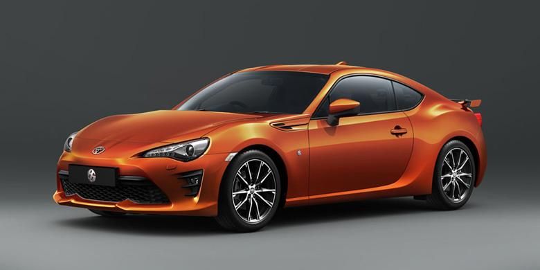 Toyota 86 mendapat penyegaran dari berbagai sisi.