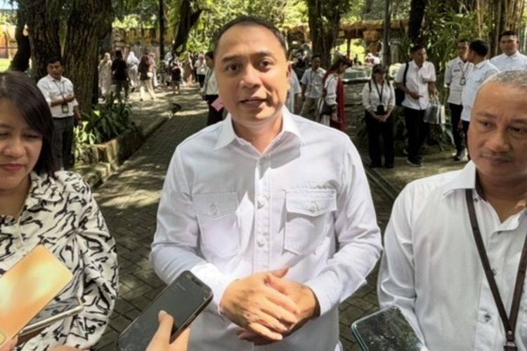 Eri Cahyadi Buka Layanan ‘Lapor Cak Eri’, Warga Surabaya Bisa Mengadu via WhatsApp