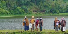 4 Makna Simpul Sarung Wanita di Desa Wisata Ranupani, Apa Saja?