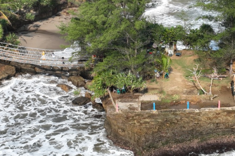 Pantai Sungai Suci, Bengkulu