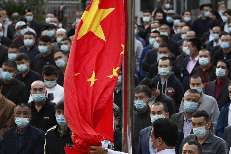 Setidaknya 50 negara menyatakan keprihatinan dan mengecam pelanggaran hak asasi manusia di Xinjiang. 