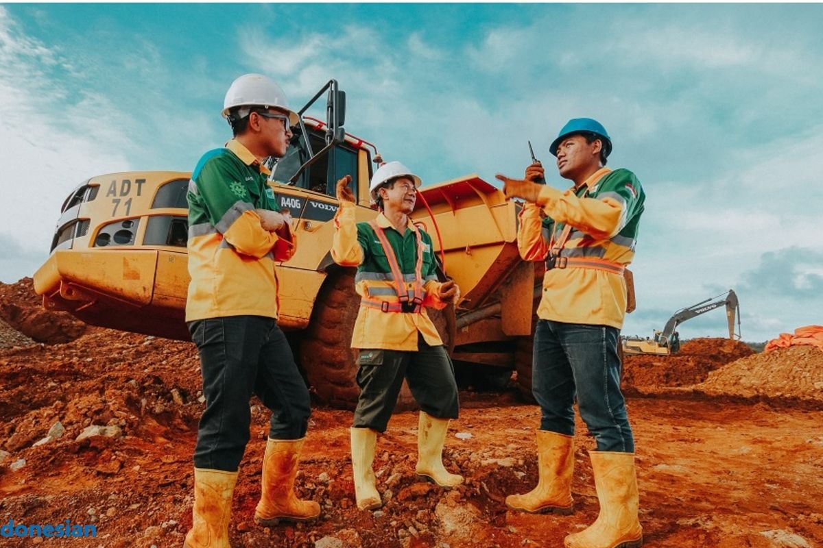 PT Gag Nikel Raja Ampat tengah jadi sorotan publik. Anak usaha Antam ini adalah pemilik tambang nikel, hal ini menjawab Gag Nikel milik siapa.